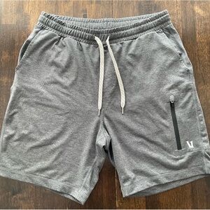 Vuori Sunday Performance Short 8” S